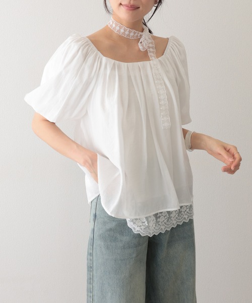Lace Ladies(レースレディース)の「スクエアネック タック フレア パフスリーブ レースレイヤード風 ブラウス(シャツ/ブラウス・レディース・アイボリー/ブルー/ホワイト・FREE)」の6枚目の写真