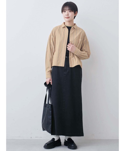 THREE FIFTY STANDARD(スリーフィフティースタンダード)の「THREE FIFTY STANDARD クロップド丈のストライプシャツ〈シナモンベージュ〉(シャツ/ブラウス・レディース・ベージュ・M/L/LL/3L)」の4枚目の写真