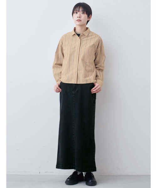 THREE FIFTY STANDARD(スリーフィフティースタンダード)の「THREE FIFTY STANDARD クロップド丈のストライプシャツ〈シナモンベージュ〉(シャツ/ブラウス・レディース・ベージュ・M/L/LL/3L)」の8枚目の写真