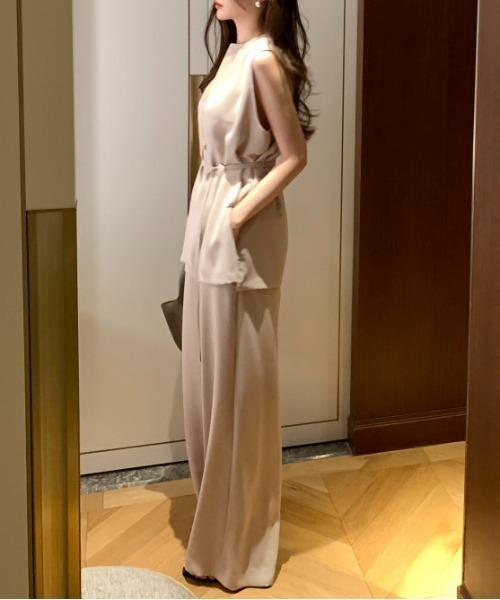 a lot of love(ア ロット オブ ラブ)の「ロング丈ノースリーブ×ワイドパンツ セットアップ(パンツドレス・レディース・ブラック/ライトグレー/ベージュ・FREE)」の11枚目の写真
