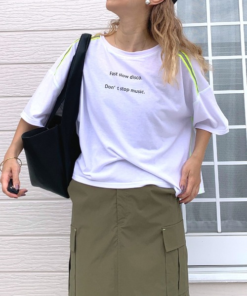 Q(キュー)の「ショルダーラインリラックストップス(Tシャツ/カットソー・レディース・ホワイト/チャコールグレー・MEDIUM)」の20枚目の写真