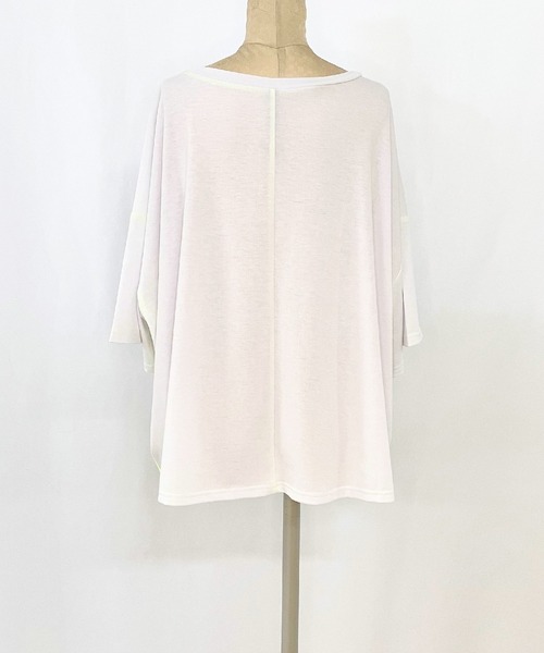 Q(キュー)の「ショルダーラインリラックストップス(Tシャツ/カットソー・レディース・ホワイト/チャコールグレー・MEDIUM)」の8枚目の写真