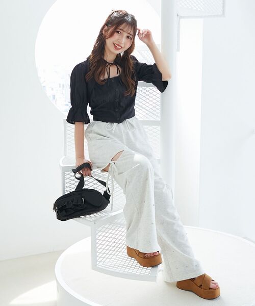 MAJESTIC LEGON（マジェスティックレゴン）の「デコルテオープンブラウス（シャツ/ブラウス・レディース・ブラック/オフホワイト/ブラック系その他・MEDIUM）」の14枚目の写真