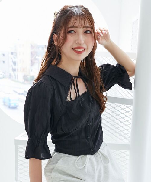 MAJESTIC LEGON（マジェスティックレゴン）の「デコルテオープンブラウス（シャツ/ブラウス・レディース・ブラック/オフホワイト/ブラック系その他・MEDIUM）」の18枚目の写真