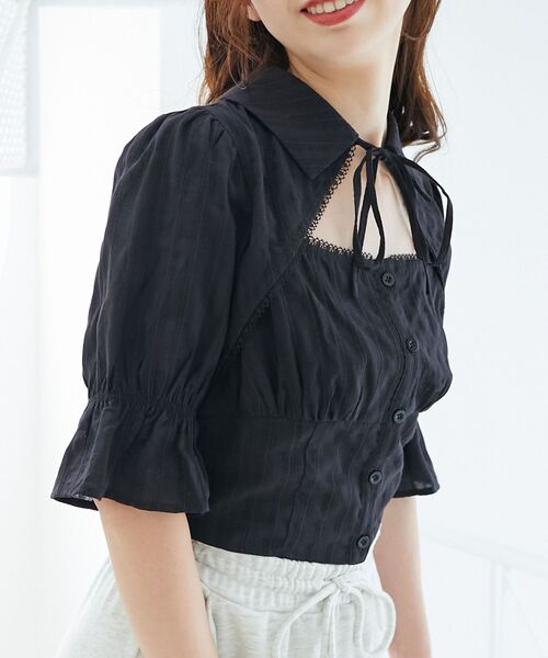 MAJESTIC LEGON（マジェスティックレゴン）の「デコルテオープンブラウス（シャツ/ブラウス・レディース・ブラック/オフホワイト/ブラック系その他・MEDIUM）」の20枚目の写真