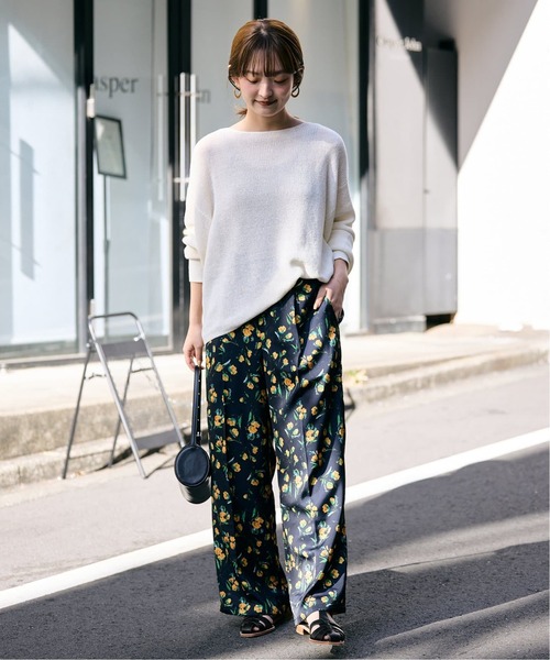 SLOBE IENA(スローブイエナ)の「《WEB限定/追加》SLOBE レザーグルカサンダル(サンダル・レディース・ブラック/ベージュ・23cm/23.5cm/24cm/24.5cm)」の10枚目の写真