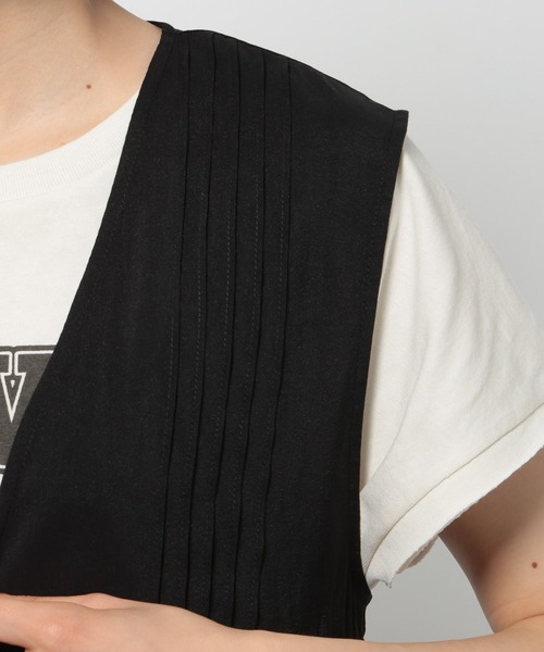 niko and（ニコアンド）の「フリルシアーリボンベスト（ベスト