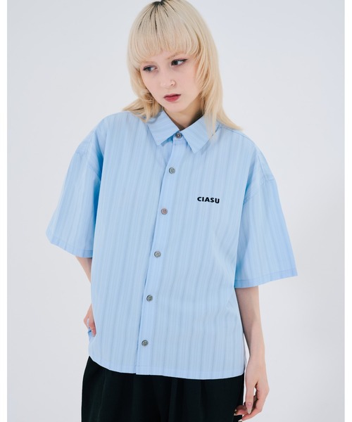 CIASU（シアス）の「ドビーストライプシャツ（シャツ/ブラウス・メンズ・サックスブルー/アイボリー・MEDIUM/LARGE）」の19枚目の写真