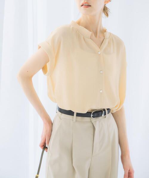 URBAN RESEARCH ROSSO WOMEN（アーバンリサーチ　ロッソ）の「『WEB限定』シャーリングスキッパーブラウス（シャツ/ブラウス・レディース・ブラウン/ミント/ライトベージュ・FREE）」の14枚目の写真