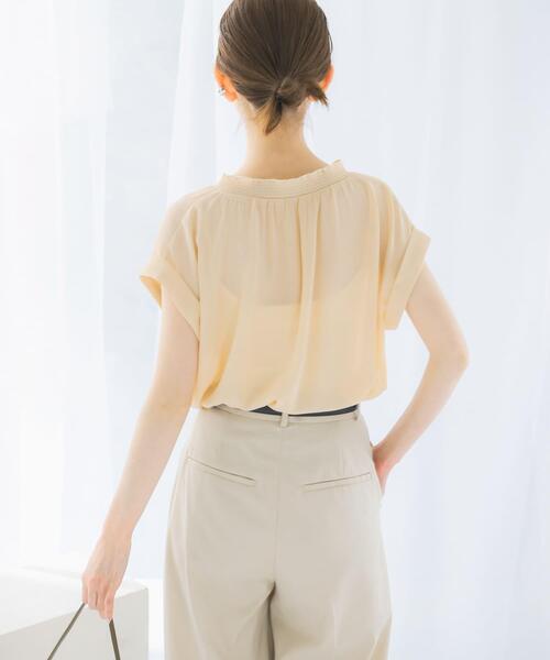 URBAN RESEARCH ROSSO WOMEN（アーバンリサーチ　ロッソ）の「『WEB限定』シャーリングスキッパーブラウス（シャツ/ブラウス・レディース・ブラウン/ミント/ライトベージュ・FREE）」の15枚目の写真