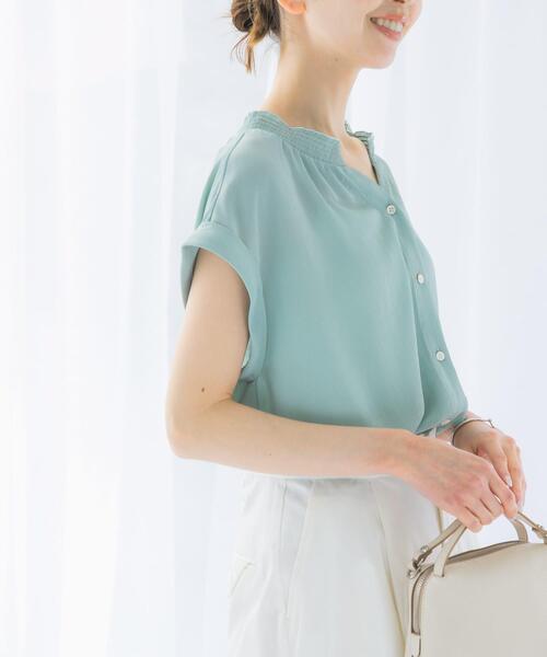 URBAN RESEARCH ROSSO WOMEN（アーバンリサーチ　ロッソ）の「『WEB限定』シャーリングスキッパーブラウス（シャツ/ブラウス・レディース・ブラウン/ミント/ライトベージュ・FREE）」の21枚目の写真