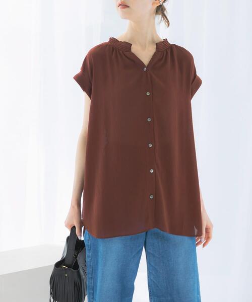 URBAN RESEARCH ROSSO WOMEN（アーバンリサーチ　ロッソ）の「『WEB限定』シャーリングスキッパーブラウス（シャツ/ブラウス・レディース・ブラウン/ミント/ライトベージュ・FREE）」の5枚目の写真