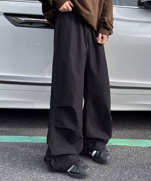 SallyLunn(サリーラン)の「ワイドシルエットドローストリングパンツ(チノパンツ・レディース・ネイビー/ブラック・LARGE/MEDIUM)」の1枚目の写真