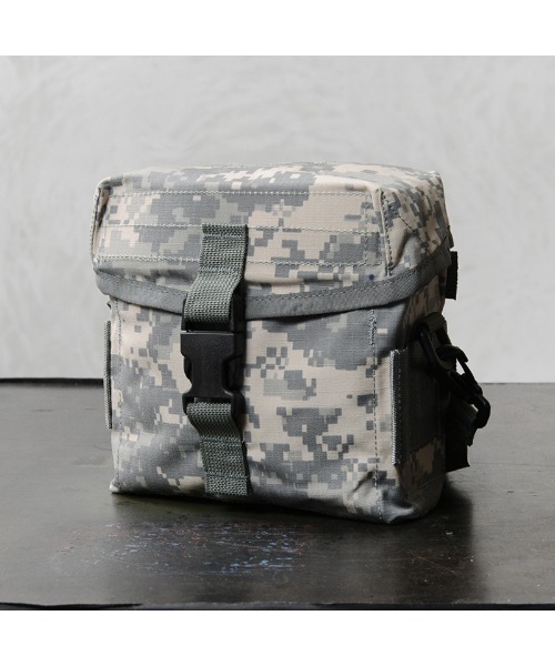 MILITARY(ミリタリー)の「実物 新品 デッドストック 米軍 チャプレンキットポーチ ACU(UCP)(ショルダーバッグ・メンズ・グレー系カモフラージュ・ONE SIZE)」の3枚目の写真