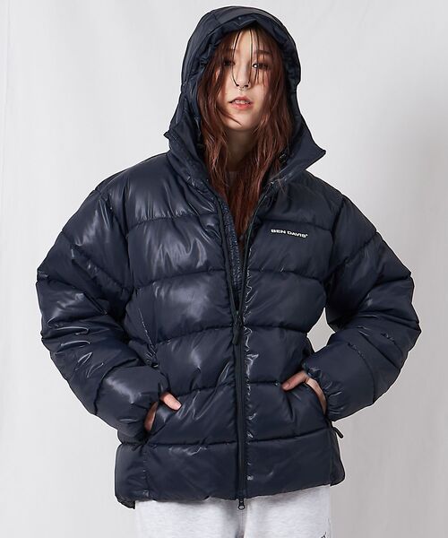 BEN DAVIS（ベンデイビス）の「【BEN DAVIS（ベンデイビス）】BD HOODED PUFFER JACKET / オーバーサイズ フーディ ジャケット 中綿 ダウン パファー ドローコード（ダウンジャケット/コート・メンズ・イエロー系その他/ダークネイビー/ベージュ系その他4/スカイブルー・LARGE/MEDIUM/X-LARGE）」の4枚目の写真