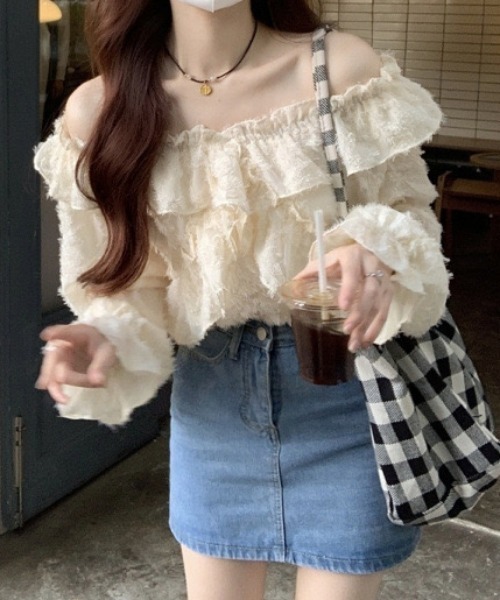 gossip!ロサンゼルス(ゴシップロサンゼルス)の「フロッキーフリル オフショルトップス(シャツ/ブラウス・レディース・オフホワイト/パープル・S/M)」の16枚目の写真