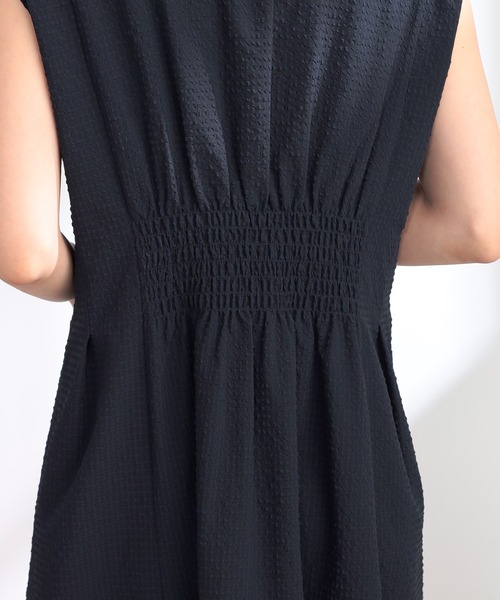 GALLORIA（ギャローリア）の「接触冷感　スキッパーワンピース（ワンピース・レディース・ブルーパープル/ネイビー・S/M/L/LL）」の8枚目の写真