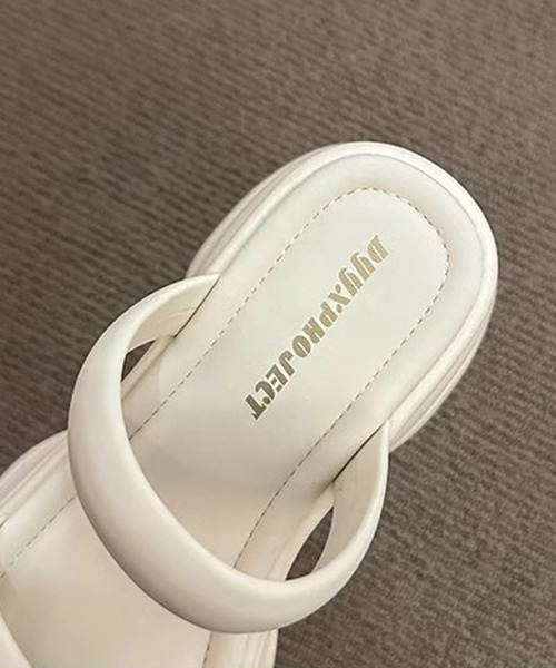 SANSeLF（サンセルフ）の「【SANSeLF】 メタリック ダブルストラップ サンダル ウェーブソール 厚底 フラット sas25s002（サンダル・レディース・アイボリー/ブラック/シルバー・39/38/37/36）」の4枚目の写真