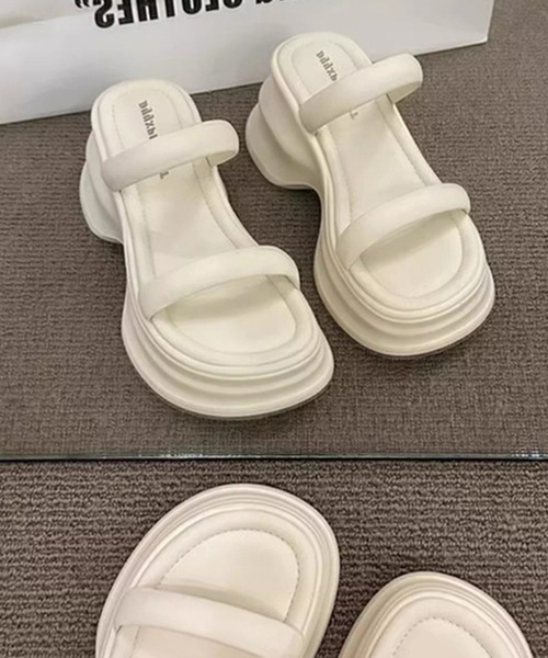 SANSeLF（サンセルフ）の「【SANSeLF】 メタリック ダブルストラップ サンダル ウェーブソール 厚底 フラット sas25s002（サンダル・レディース・アイボリー/ブラック/シルバー・39/38/37/36）」の10枚目の写真