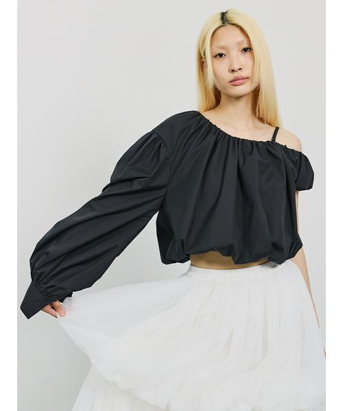 SORIN(ソリン )の「Asymmetry Puffed Blouse/アシンメトリーパフブラウス(シャツ/ブラウス・レディース・ブラック/ストライプ/ホワイト・38)」の4枚目の写真