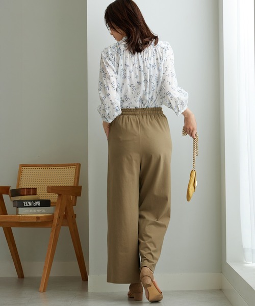 BELLUNA PLUS（ベルーナ）の「着心地楽々！綿１００％イージーパンツ（その他パンツ・レディース・ブラック/グレイッシュベージュ/ターコイズブルー・SMALL/MEDIUM/LARGE/X-LARGE）」の10枚目の写真