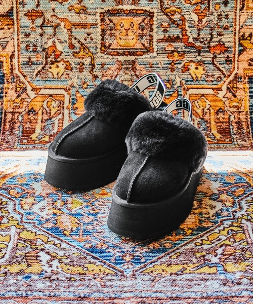 UGG(アグ)の「(UGG)W FUNKETE(ブーツ・レディース・ブラック/ブラウン・23cm/24cm/25cm)」の14枚目の写真