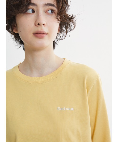 Barbour(バブアー)の「ワンポイント ロゴ ロングスリーブTシャツ"Japan Exclusive"(Tシャツ/カットソー・レディース・イエロー/グリーン/チャコールグレー/アイボリー・SMALL/MEDIUM)」の18枚目の写真