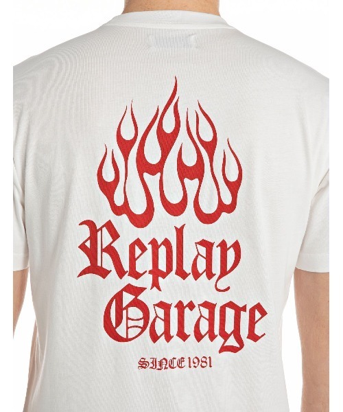REPLAY(リプレイ)の「レギュラーフィット ベーシックジャージー FIREー Tシャツ(Tシャツ/カットソー・メンズ・ホワイト/ブラック・MEDIUM/LARGE/X-LARGE/SMALL)」の4枚目の写真