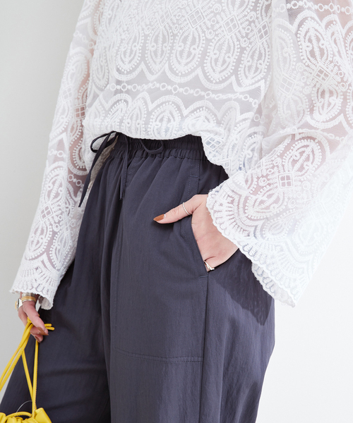 B.C STOCK（ベーセーストック）の「《追加》手洗い可 / セルロースカルゼベイカーイージーパンツ（その他パンツ・レディース・ネイビー/ライトグレー/ウッド・SMALL/MEDIUM）」の18枚目の写真