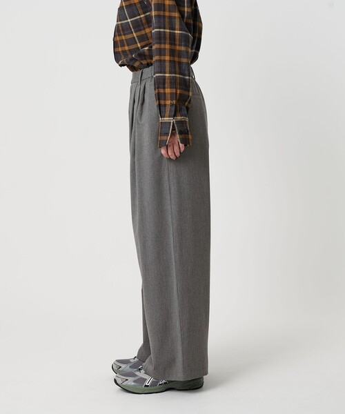 BEAUTY&YOUTH UNITED ARROWS（ビューティーアンドユースユナイテッドアローズ）の「毛ポリエステルレーヨンブレンド ワイドタックパンツ（その他パンツ・レディース・オフホワイト/グレー/ブラック・XS/S/M/L）」の19枚目の写真