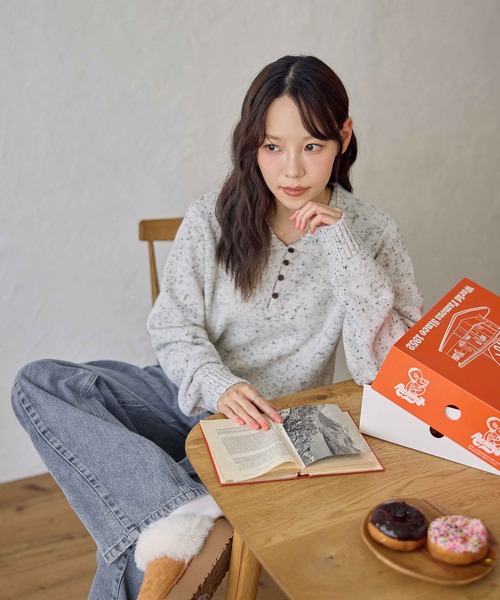 CHAN ME(チャンミ)の「ポロデザインネップニット(ニット/セーター・レディース・ホワイト/チャコールグレー/カーキ・MEDIUM/LARGE/X-LARGE)」の5枚目の写真