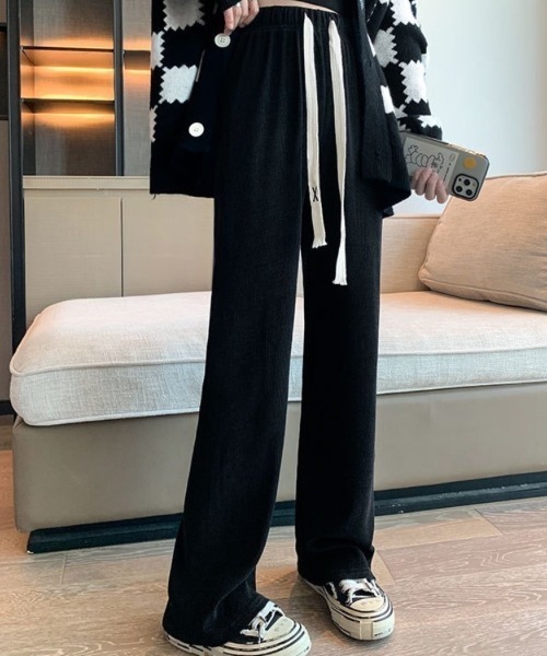 Beststore(ベストストア)の「コーデュロイパンツ 裏起毛 秋冬 ワイドパンツ(その他パンツ・レディース・グレー/ブラック/オフホワイト/ブラウン・M/XL/L)」の15枚目の写真