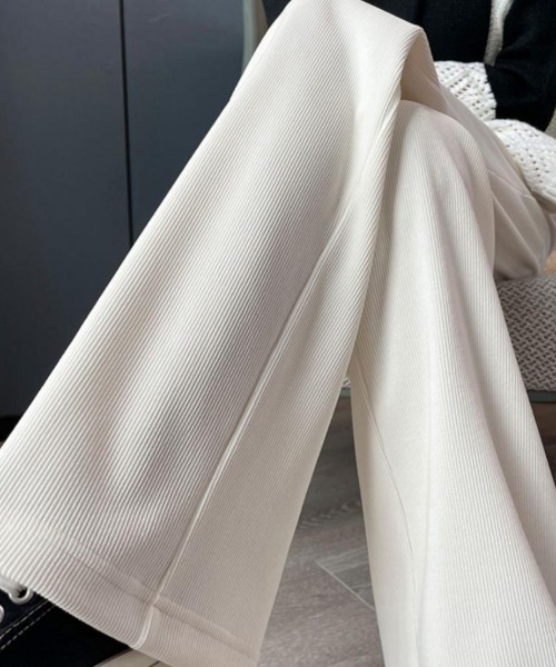 Beststore(ベストストア)の「コーデュロイパンツ 裏起毛 秋冬 ワイドパンツ(その他パンツ・レディース・グレー/ブラック/オフホワイト/ブラウン・M/XL/L)」の20枚目の写真