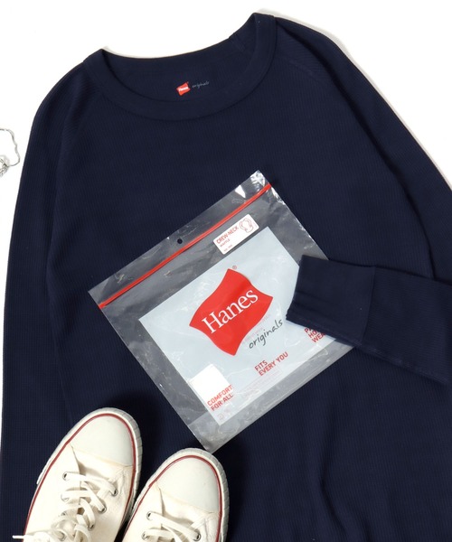 HANES（ヘインズ）の「Hanes（ヘインズ）ワッフルクルーネックロングスリーブTシャツ/パックT レディース（Tシャツ/カットソー・レディース・アイボリー/ネイビー/グレー・FREE）」の2枚目の写真