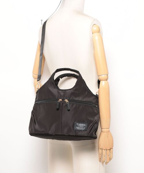 VASKA by moz(ヴェスカ バイ モズ)の「【VASKA by moz】ヴェスカ バイ モズ 軽撥水2WAYショルダートートバッグ VZPS02(トートバッグ・レディース・ブルー/ブラック/グリーン・ONE SIZE)」の7枚目の写真