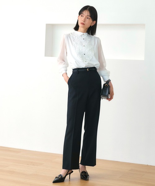 RUIRUE BOUTIQUE(ルイルエブティック)の「洗える | レース 切り替え ウイングカラー ブラウス | 長袖 シアー トップス シャツ ブラウス(シャツ/ブラウス・レディース・オフホワイト/ブラック/ブルーグレー・S/M/L/LL)」の16枚目の写真