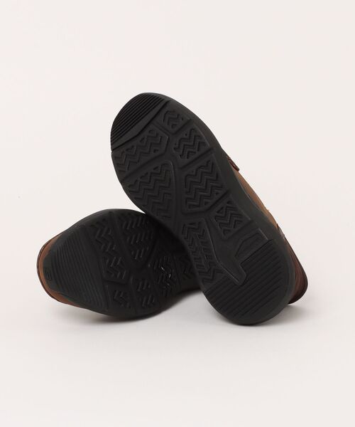 SKECHERS(スケッチャーズ)の「《SKECHERS》53 PARSON-OSWIN(スリッポン・メンズ・ブラック×ブラック/ブラウン・28.0cm/27.5cm/27.0cm/26.5cm/26.0cm/25.5cm/25.0cm)」の4枚目の写真