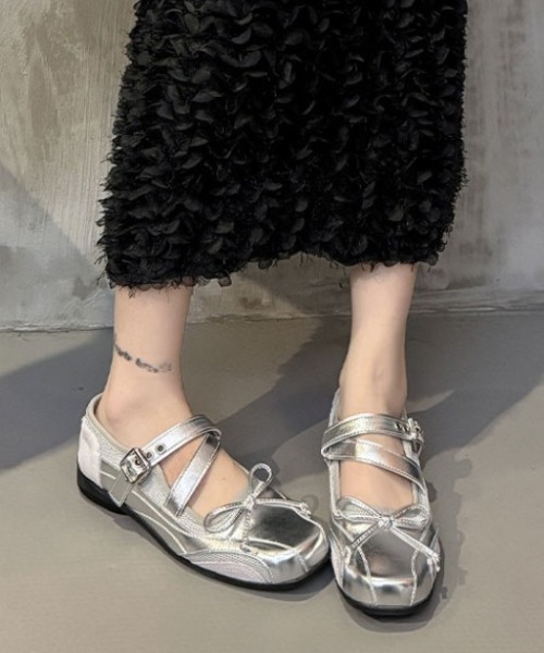 mebole(メボレ)の「メリージェーンフラットシューズ(その他シューズ・レディース・シルバー・SMALL/MEDIUM/LARGE)」の12枚目の写真