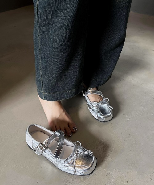 mebole(メボレ)の「メリージェーンフラットシューズ(その他シューズ・レディース・シルバー・SMALL/MEDIUM/LARGE)」の6枚目の写真