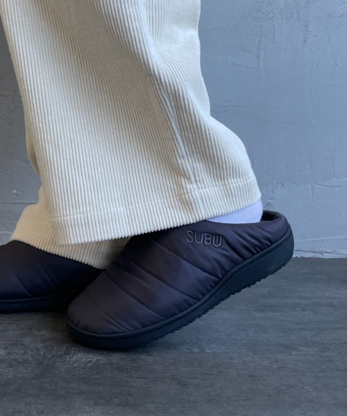 SUBU（スブ）の「[SUBU/スブ] SUBU PERMANENT COLOR ウィンターサンダル（サンダル・レディース・ダークグレー/ベージュ/ドット/シルバー/ブラック/カーキ・0/1/2/3）」の3枚目の写真