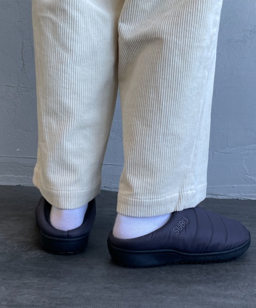 SUBU（スブ）の「[SUBU/スブ] SUBU PERMANENT COLOR ウィンターサンダル（サンダル・レディース・ダークグレー/ベージュ/ドット/シルバー/ブラック/カーキ・0/1/2/3）」の20枚目の写真