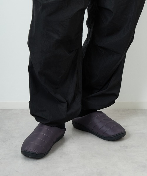 SUBU（スブ）の「[SUBU/スブ] SUBU PERMANENT COLOR ウィンターサンダル（サンダル・レディース・ダークグレー/ベージュ/ドット/シルバー/ブラック/カーキ・0/1/2/3）」の21枚目の写真