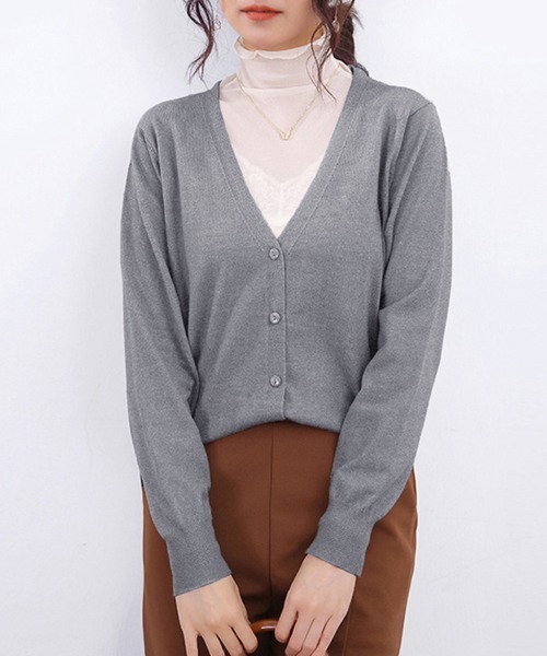 ONEP STAR（ワンピスター）の「選べる2タイプ！Vネック&ラウンドネックベーシックニットカーディガン（カーディガン/ボレロ・レディース・ベージュ/ネイビー/モカ/ブルー系その他/インディゴブルー/イエロー/ダークベージュ/ピンク/ブルー/ブラック系その他/ネイビー系/ワイン系/ダークグリーン/グレー/ブルーグリーン/ワイン/イエロー系その他/ピンク系その他/グレー系その他/ブラック/ライトブルー・FREE）」の4枚目の写真