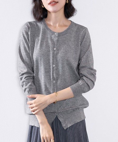 ONEP STAR（ワンピスター）の「選べる2タイプ！Vネック&ラウンドネックベーシックニットカーディガン（カーディガン/ボレロ・レディース・ベージュ/ネイビー/モカ/ブルー系その他/インディゴブルー/イエロー/ダークベージュ/ピンク/ブルー/ブラック系その他/ネイビー系/ワイン系/ダークグリーン/グレー/ブルーグリーン/ワイン/イエロー系その他/ピンク系その他/グレー系その他/ブラック/ライトブルー・FREE）」の3枚目の写真