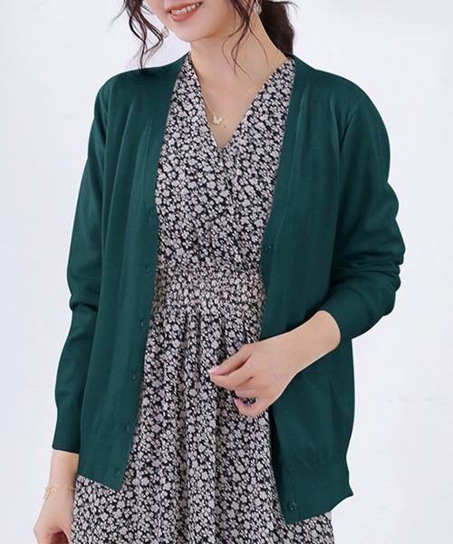 ONEP STAR（ワンピスター）の「選べる2タイプ！Vネック&ラウンドネックベーシックニットカーディガン（カーディガン/ボレロ・レディース・ベージュ/ネイビー/モカ/ブルー系その他/インディゴブルー/イエロー/ダークベージュ/ピンク/ブルー/ブラック系その他/ネイビー系/ワイン系/ダークグリーン/グレー/ブルーグリーン/ワイン/イエロー系その他/ピンク系その他/グレー系その他/ブラック/ライトブルー・FREE）」の8枚目の写真