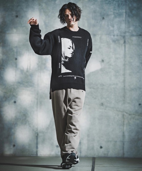 GLIMCLAP(グリムクラップ)の「mn3180-Jacquard Knit with Girl Motif ニット(192-039-gla-cf)(ニット/セーター・メンズ・ブラック/レッド/ミックスグレー/キナリ・S/M/L)」の12枚目の写真