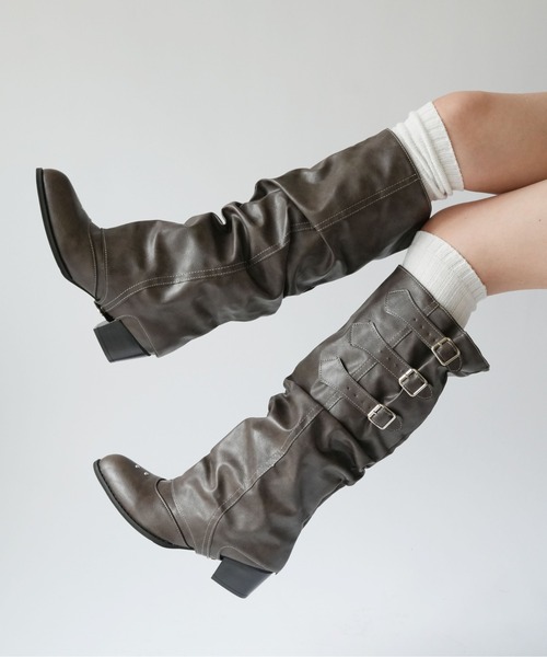 Port（ポート）の「【 SORUTT / ソルト 】 3連 バックル フェイクレザー ブーツ / ロングブーツ ショートブーツ #_（ブーツ・レディース・ブラウン/ブラック・M/L/XL）」の3枚目の写真