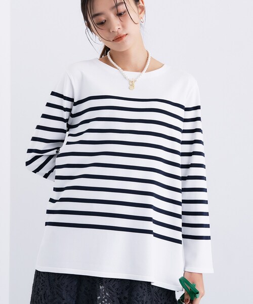 INDIVI（インディヴィ）の「ロングライン ストレッチニット（ニット/セーター・レディース・ナチュラル/ホワイト系3/スモーキーグリーン系/ネイビー・13/15 /38）」の2枚目の写真