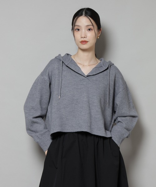 NANO universe（ナノユニバース）の「スキッパーフードニット（ニット/セーター・レディース・グレー/ベージュ/ネイビー・FREE）」の2枚目の写真