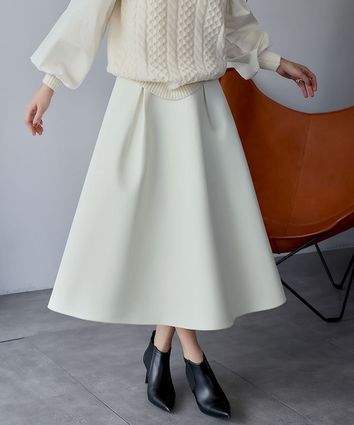 未使用級♡フォクシー バロン フレアスカート タック ホワイト 40/L 未使用級♡フォクシー バロン フレアスカート タック ホワイト 40/L